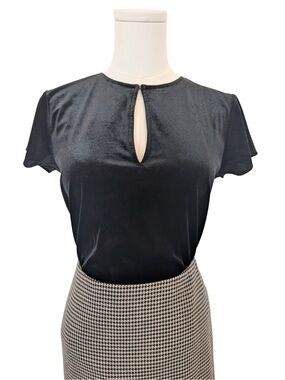 Ann Taylor Black Short Sleeve Keyhole Blouse